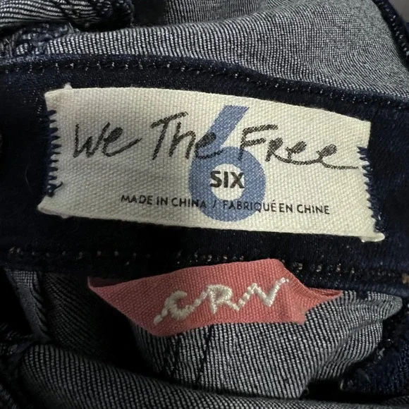 Free People We The Free Dark Wash Denim Halter Flare Leg Jumpsuit Size 6 - Picture 9 of 9